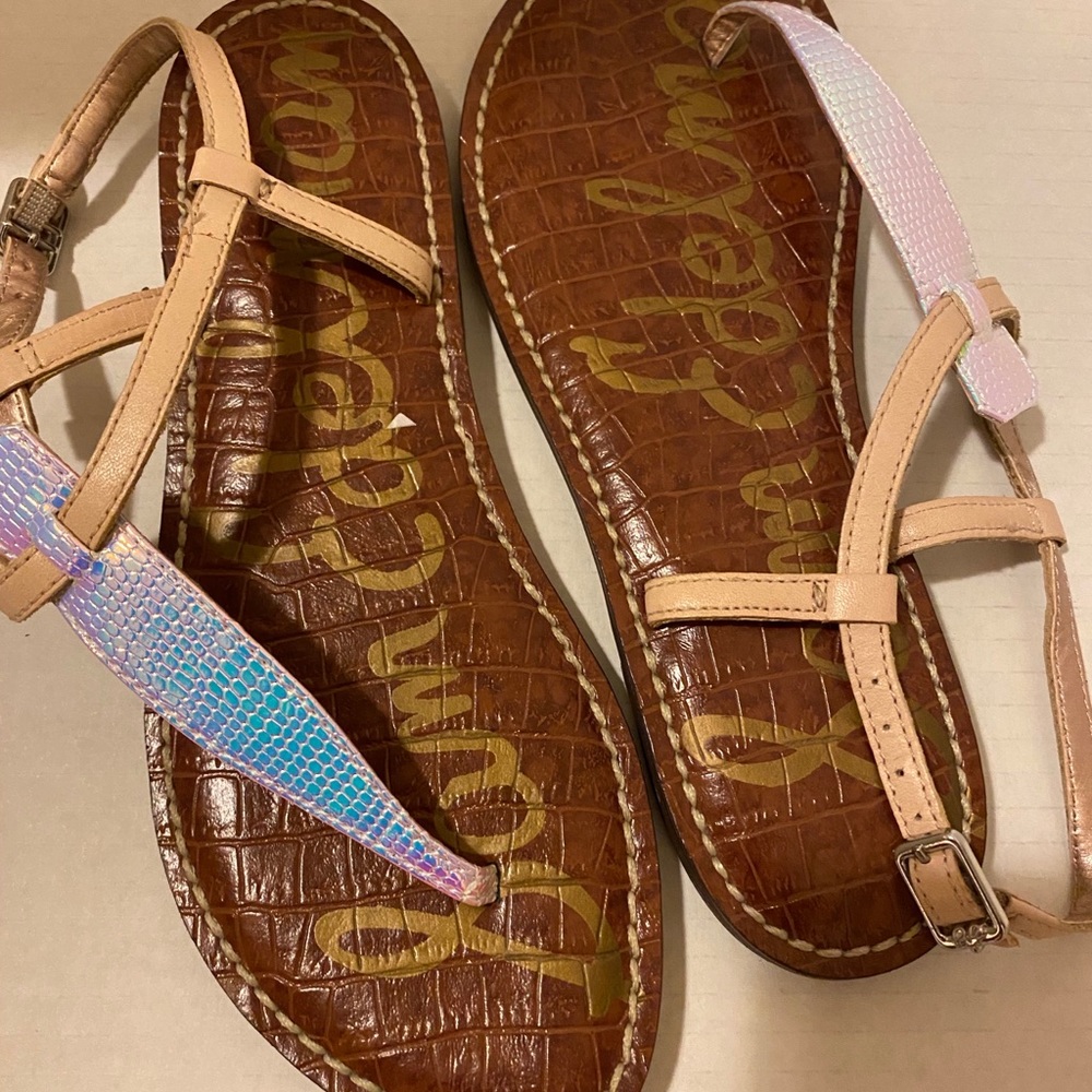 Sandal